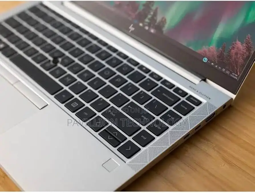Laptop HP EliteBook 840 G8 16GB Intel Core i7 SSD 512GB