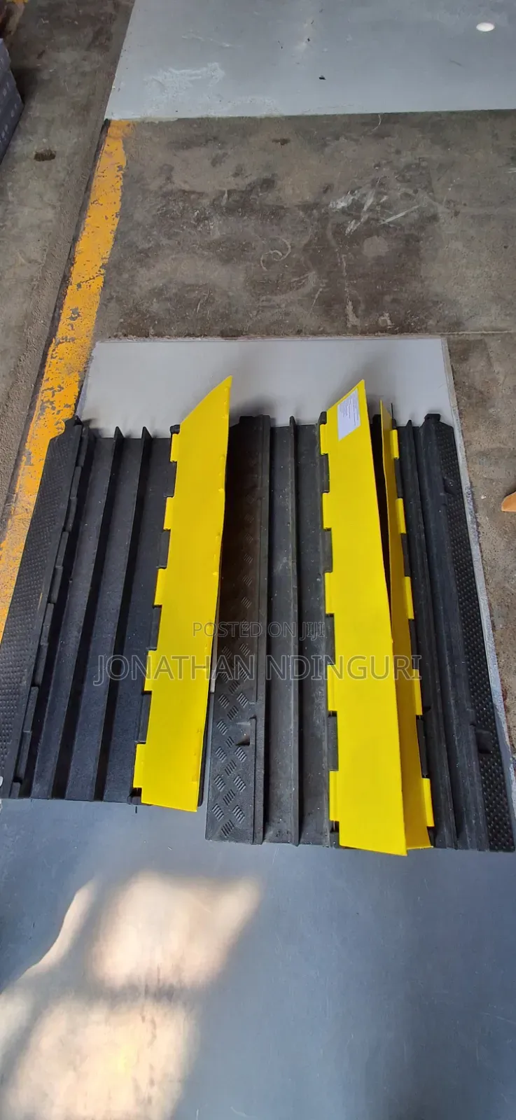 Heavy-Duty Cable Protector Ramp