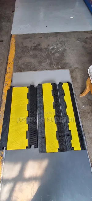 Heavy-Duty Cable Protector Ramp