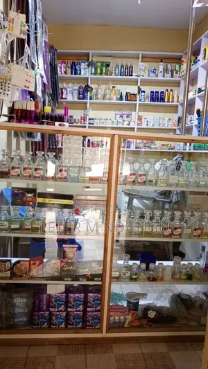 Cosmetics Shop on Sale, Zimmerman
