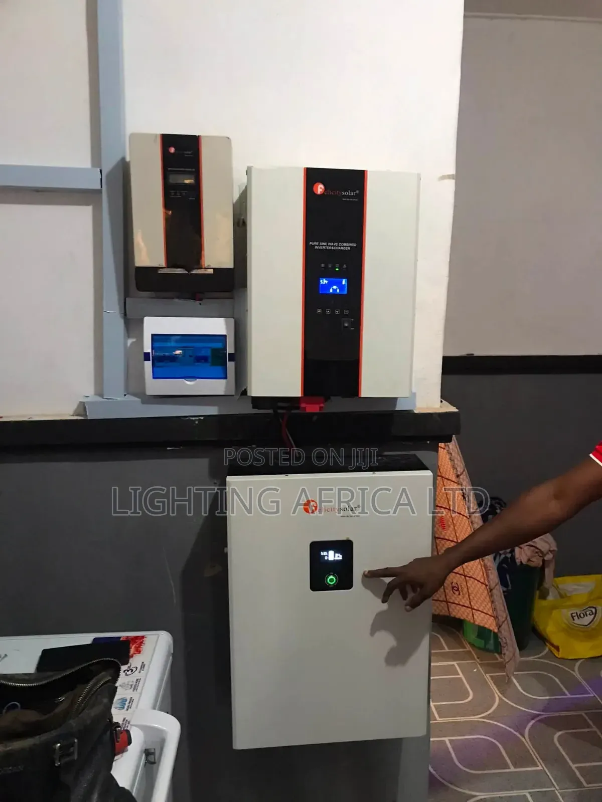 SRNE 6kva - 5kwh Solar Offgrid - (6)625w Solar - Free Installation