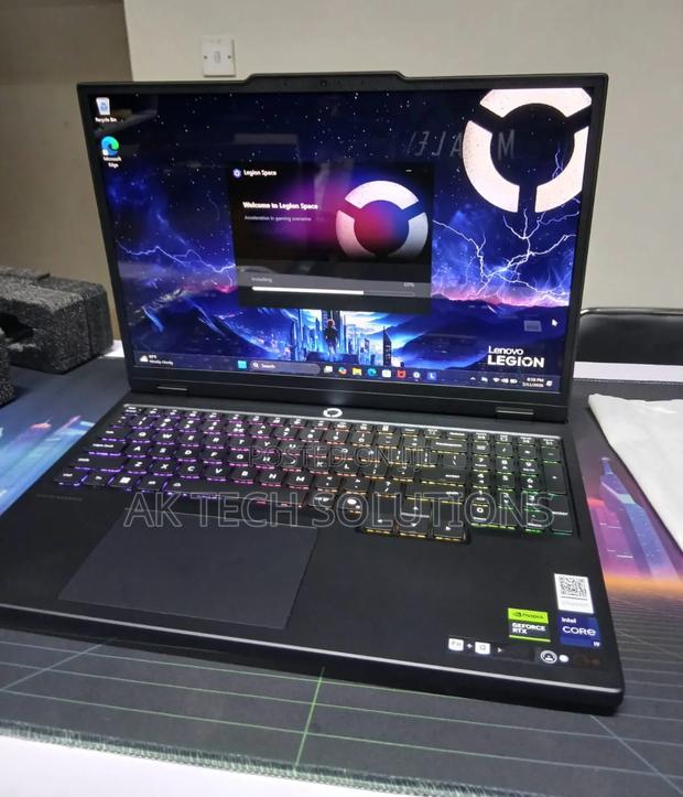 New Laptop Lenovo Legion 5 32GB Intel Core i9 SSD 1T