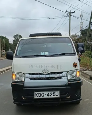 Toyota HiAce 2025 White