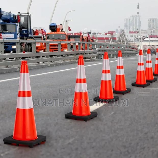 Safety Cone – Professional Traffic Management Equipment - thumbnail 2
