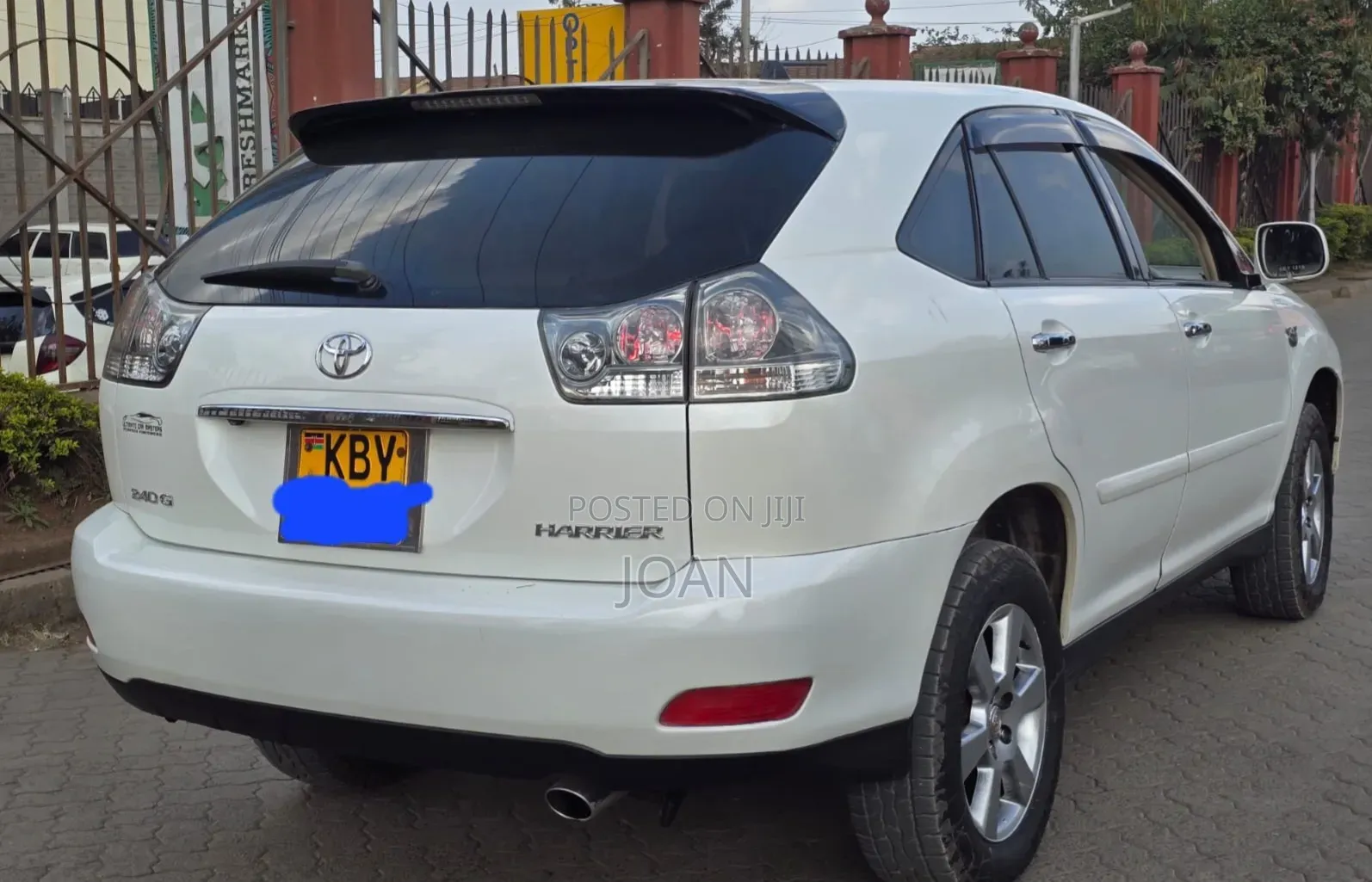 Toyota Harrier 2007 White