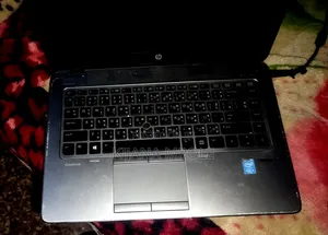 Laptop HP EliteBook 840 G1 4GB Intel Core i5 SSHD+SSD 128GB