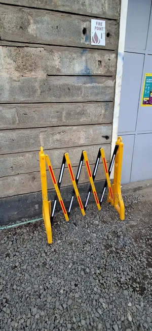Expandable Barrier – Multi-Purpose Safety Barricade