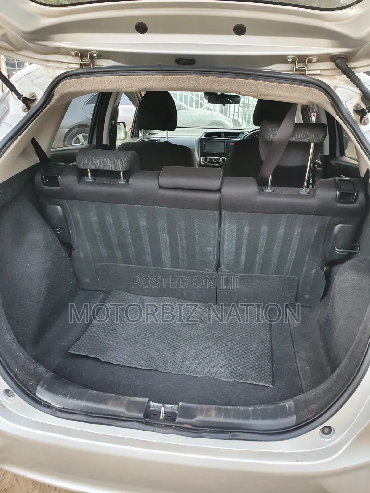 Honda Fit 5D 2013 Silver