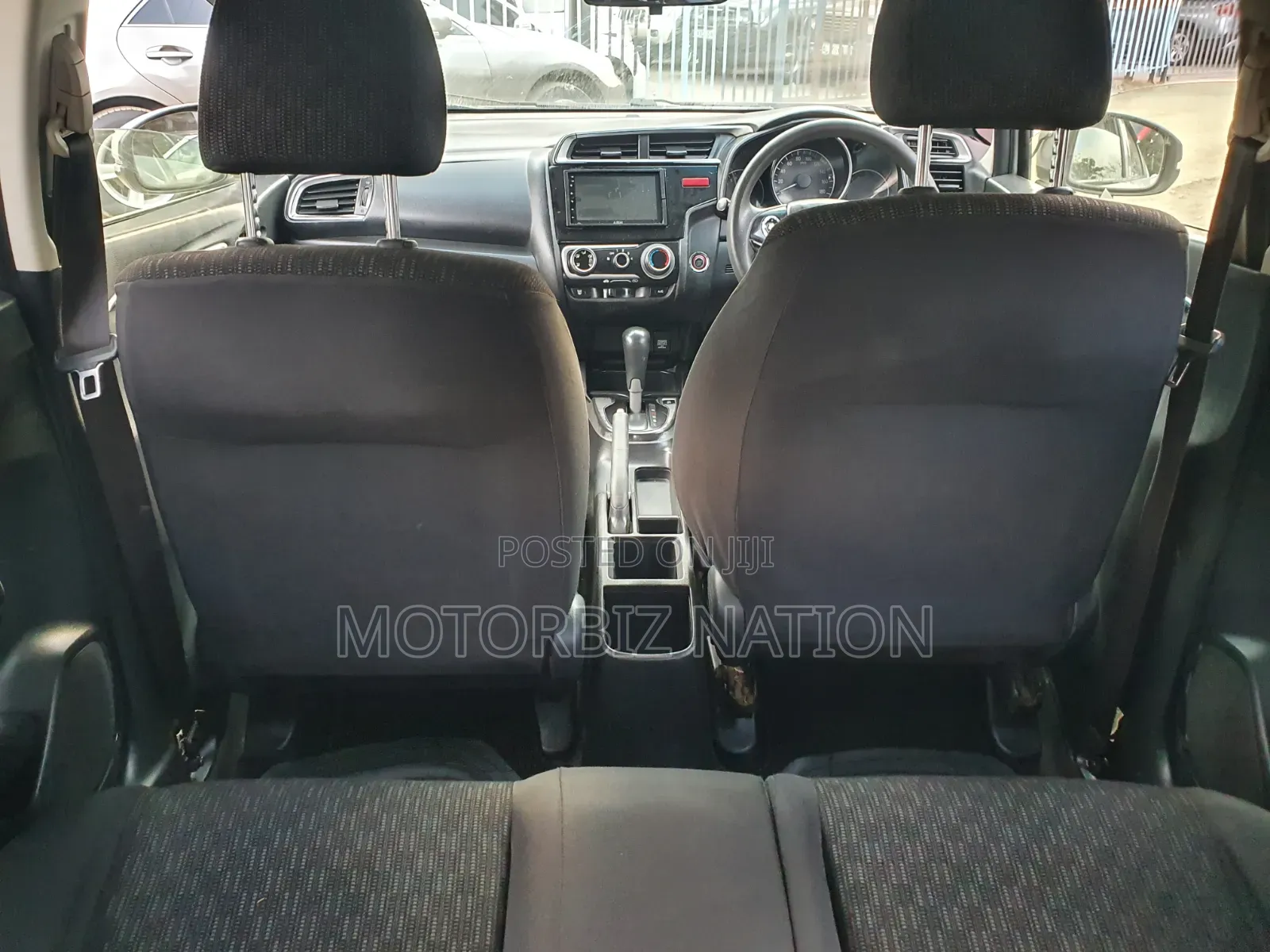 Honda Fit 5D 2013 Silver