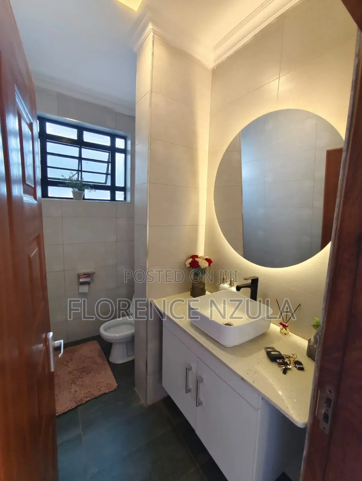 4bdrm House in Oloolua for sale