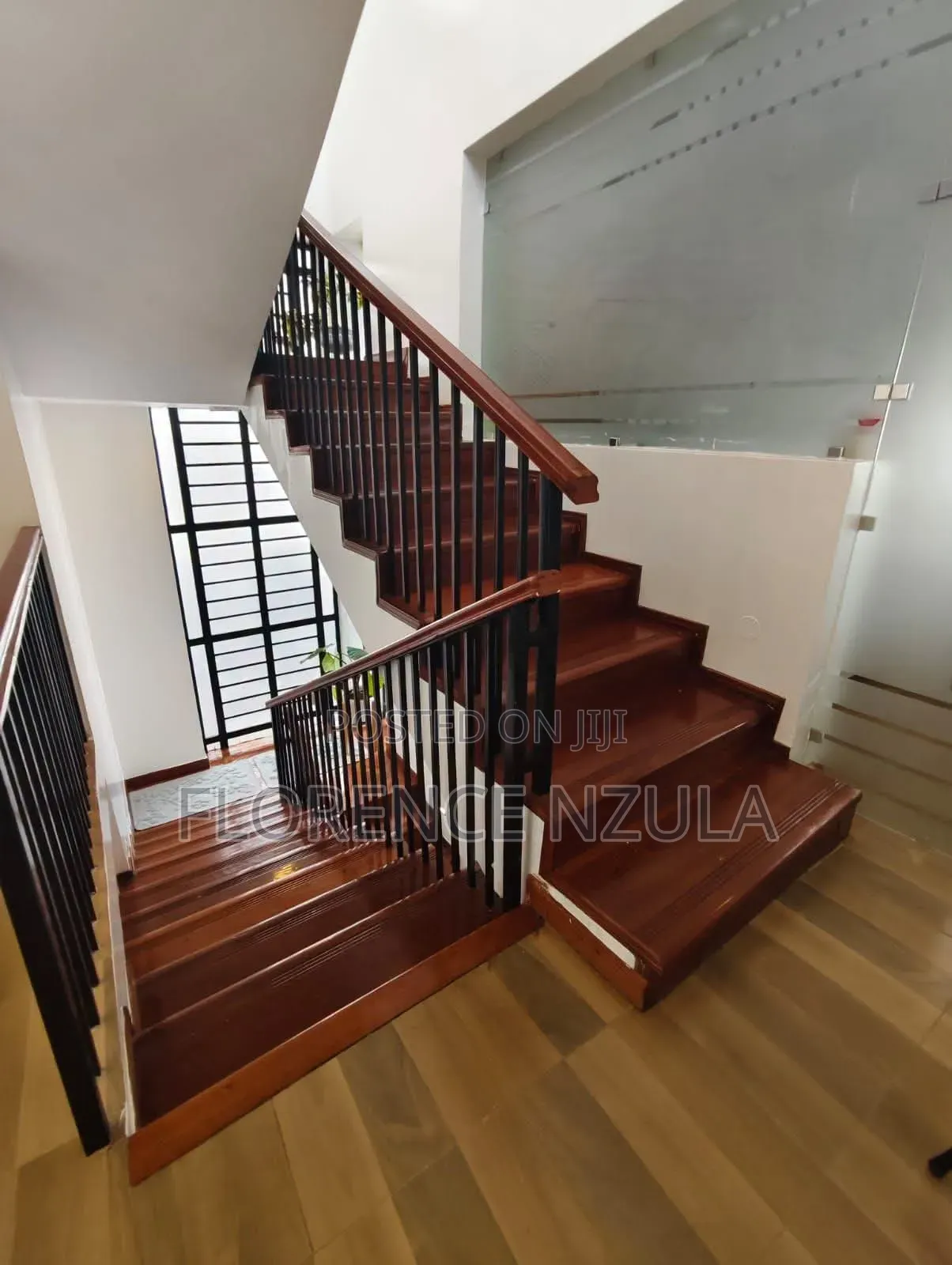 4bdrm House in Oloolua for sale