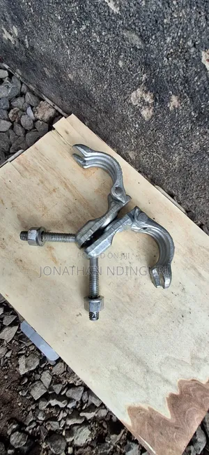 Scaffold Swivel Connector – Heavy-Duty Clamp