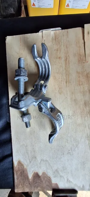 Scaffold 90° Fixed Clamp – Heavy-Duty Connector