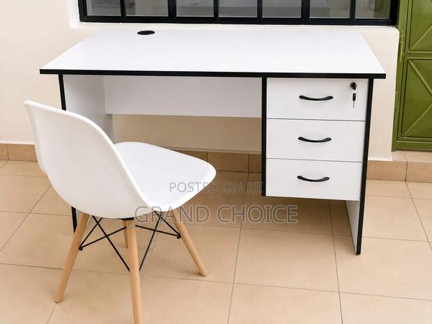 Modern 3-Drawer Office Desk With Eames Chair - thumbnail 3