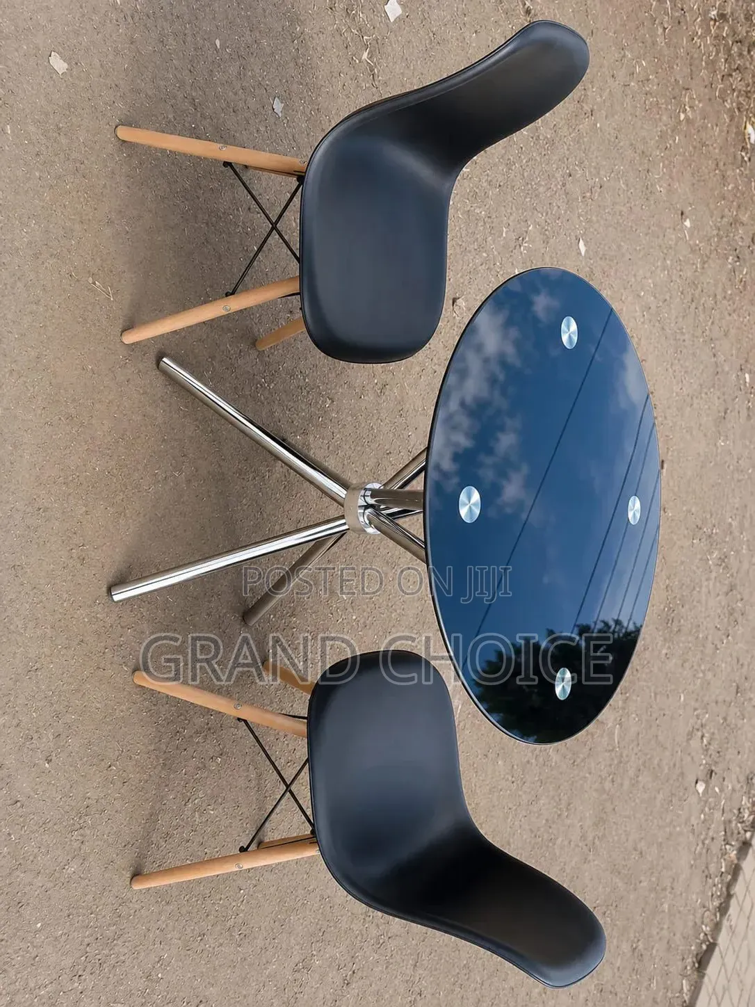 Modern Round Glass Dining Table Set With 2 Eames Black Chair