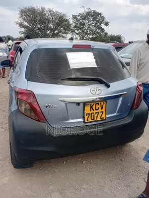 Toyota Vitz 2013 Blue