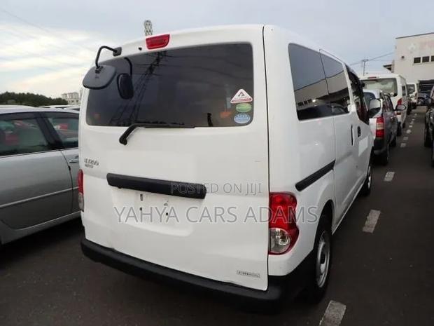 Nissan Vanette 2019 White - thumbnail 3