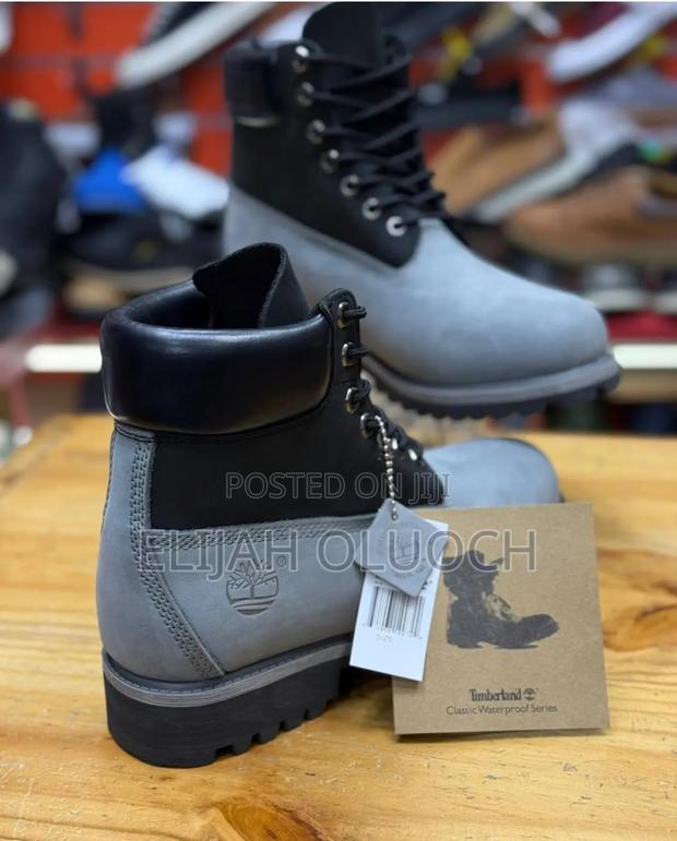 Timberland. “Grey Black ” Quality Leather Size 39-45 - thumbnail 2