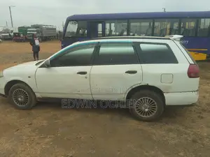 Nissan Wingroad 2005 White