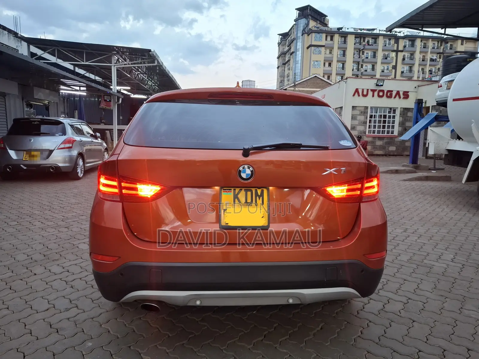 BMW X1 sDrive28i 4dr SUV (2.0L 4cyl Turbo 8A) 2015 Orange