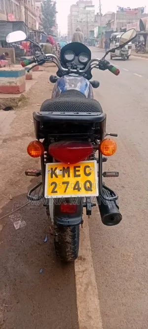 Bajaj Boxer
