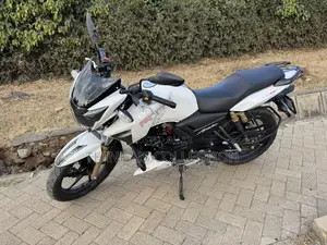 TVS Apache 180 RTR 2026 White