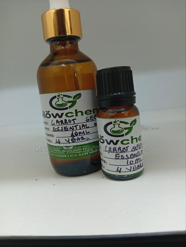 Carrot Seed Essential Oil - main view