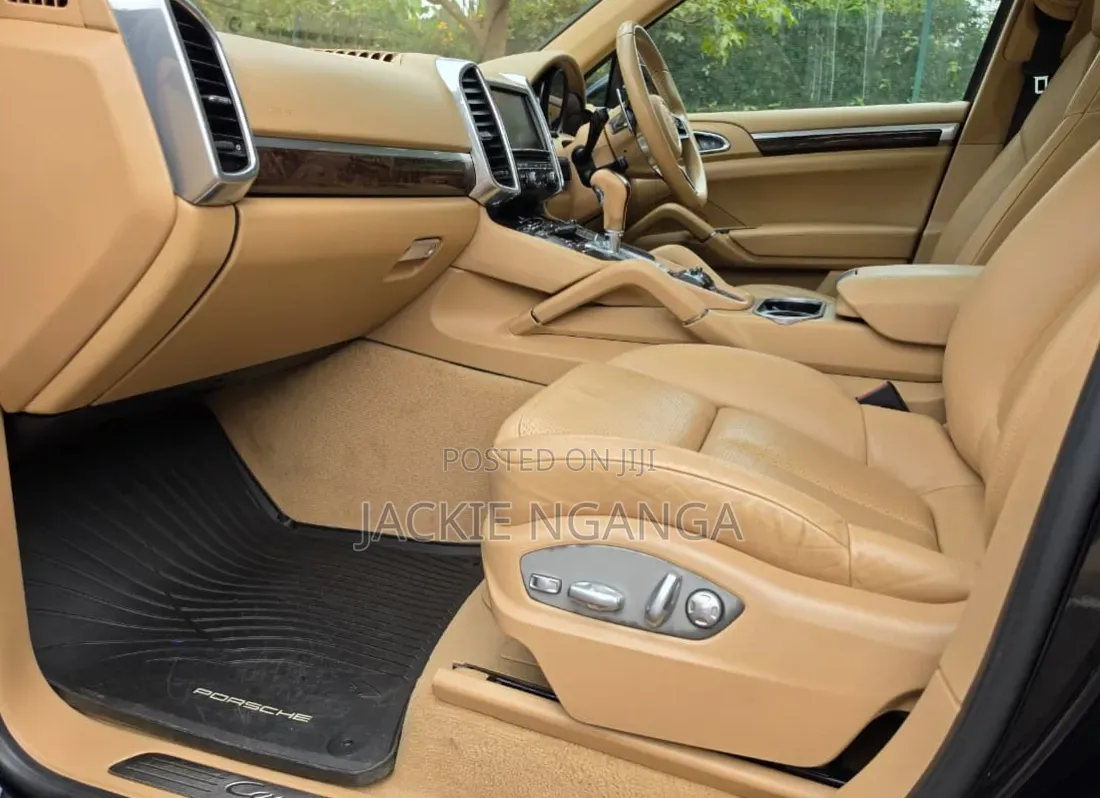 Porsche Cayenne 2015 Black