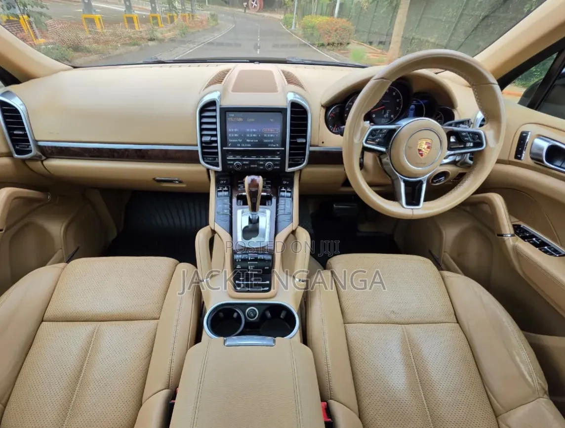 Porsche Cayenne 2015 Black