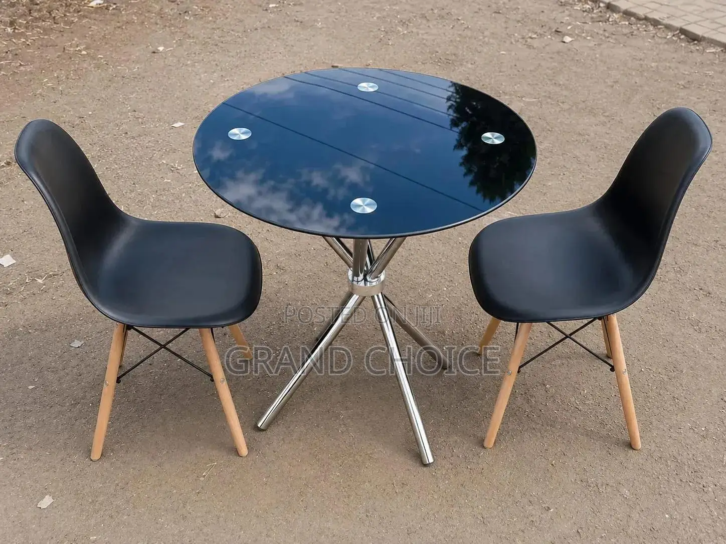 Modern Round Glass Dining Table Set With 2 Eames Black Chair