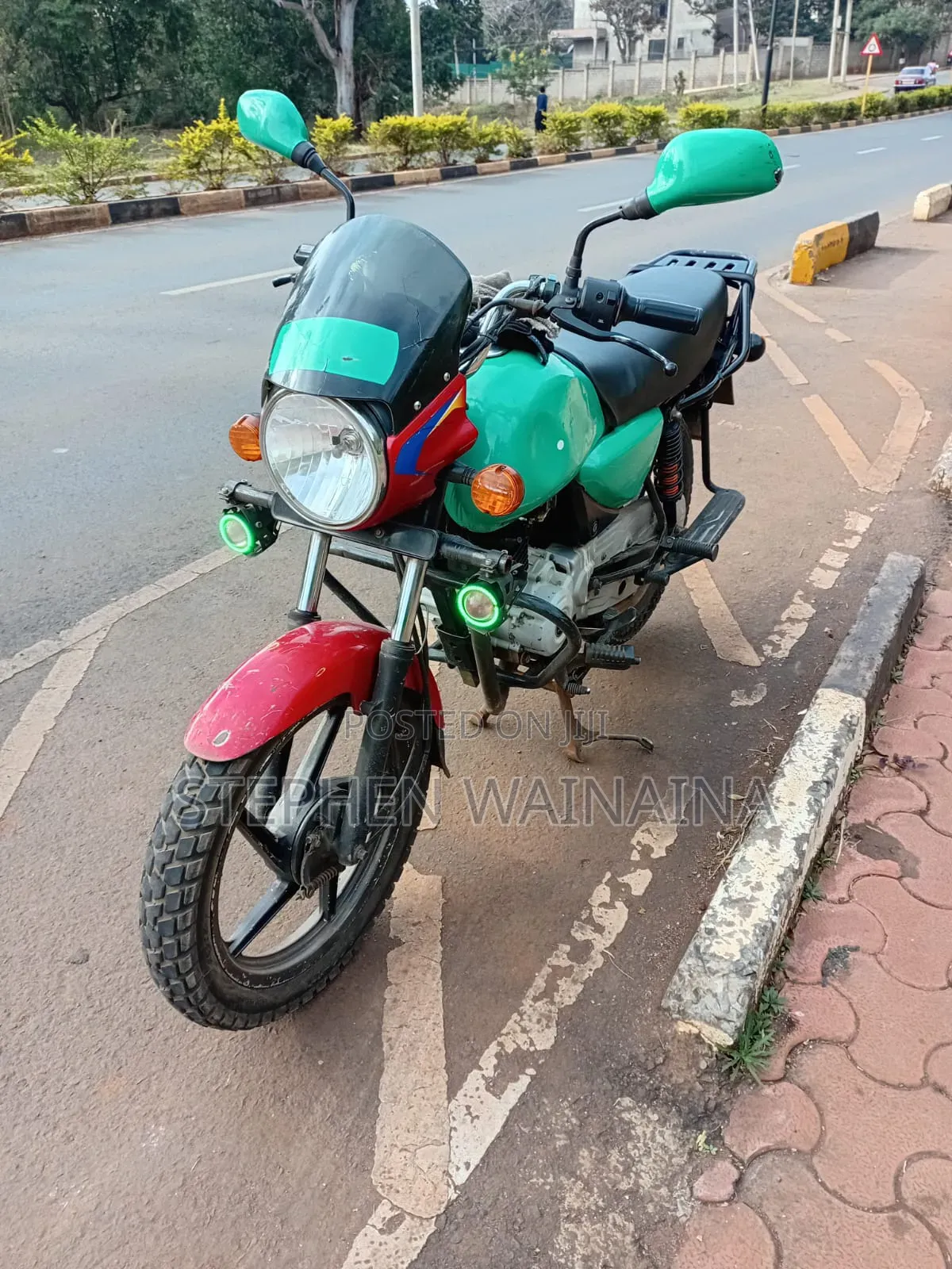 Bajaj Boxer 125 2024 Red