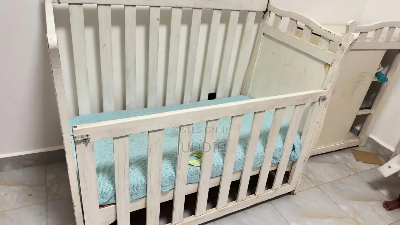 Baby Cot and Drawers