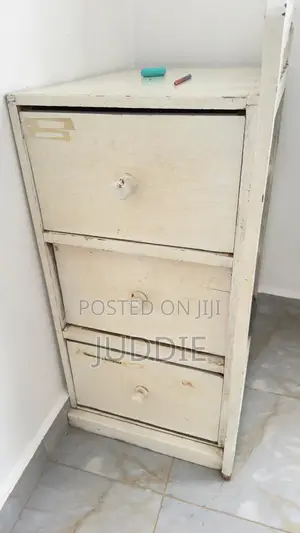 Baby Cot and Drawers