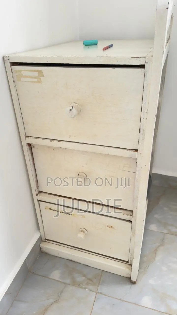 Baby Cot and Drawers