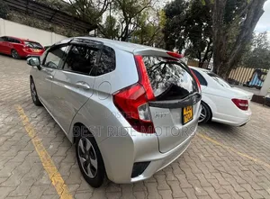 Honda Fit 2018 Silver
