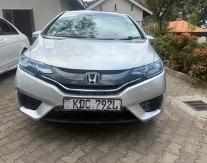 Honda Fit 2018 Silver