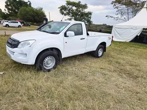 Isuzu D-MAX 2015 White