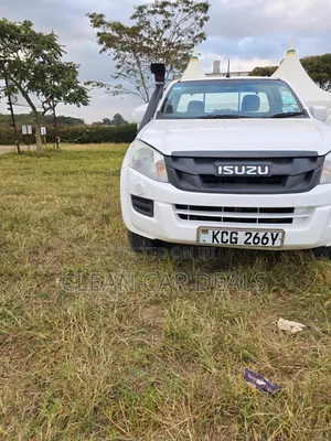 Isuzu D-MAX 2015 White