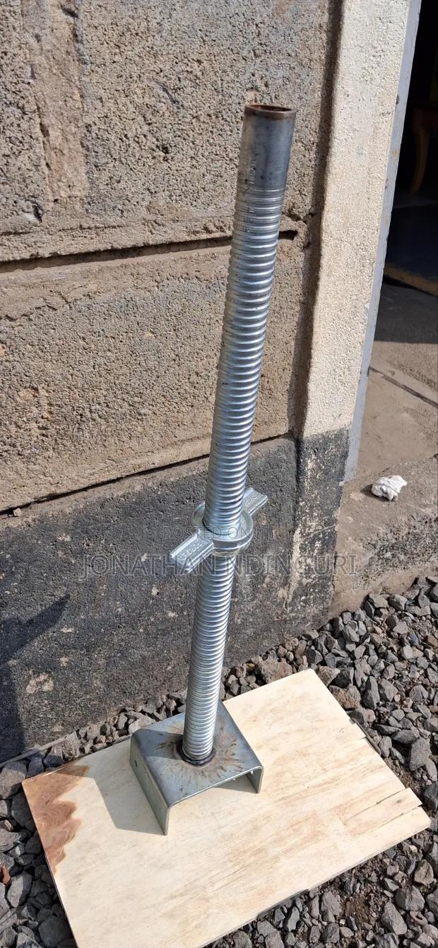 Scaffold U-Head Base Jack – Adjustable Steel Support - main view