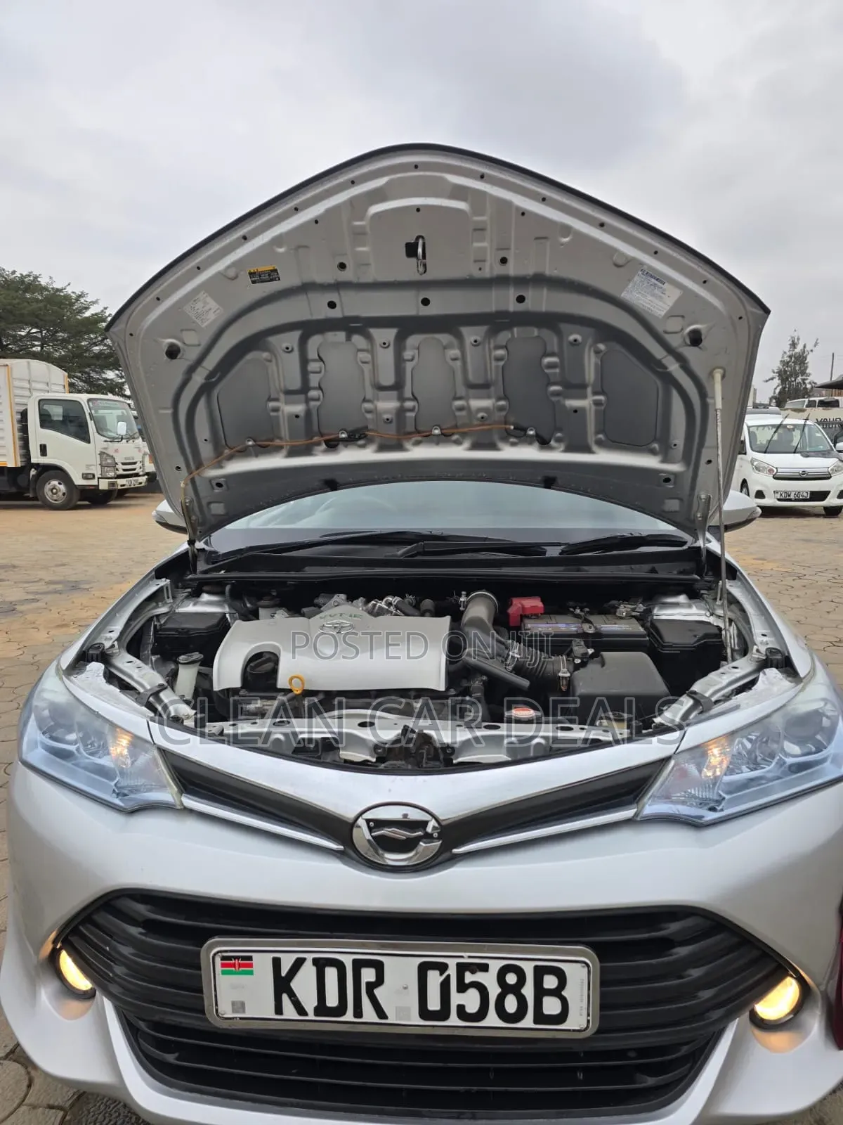Toyota Corolla Fielder 2016 Silver