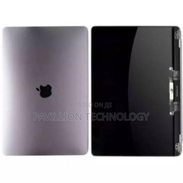 A1932 Macbook Screen Replacement - thumbnail 5