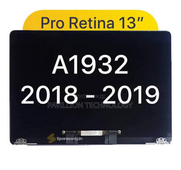 A1932 Macbook Screen Replacement - thumbnail 8