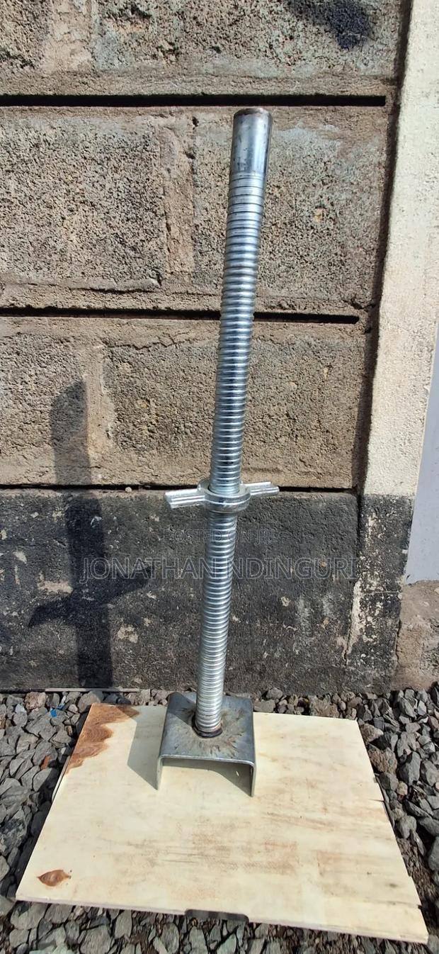 Steel Scaffold Scaffolding Base Jack – Adjustable U-Shape Design - thumbnail 2