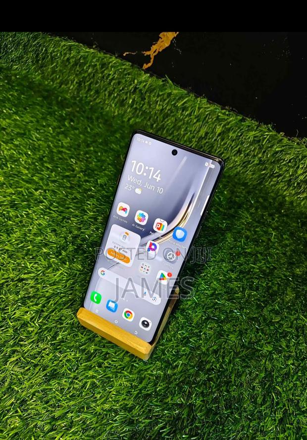 New Tecno Camon 40 Pro 5G 256 GB Black - thumbnail 11