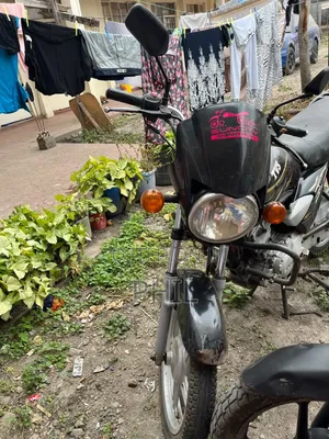 TVS HLX Plus ES 2025