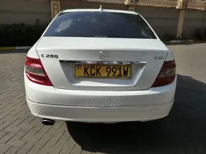 Mercedes-Benz C200 2010 White