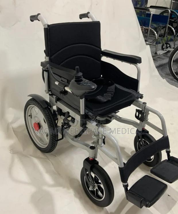 Tubeless Electric Wheelchair With Legrest
