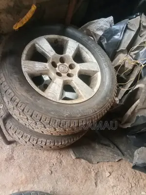4 PCS 17’inch Toyota Alloy Rims With Petromax 225/65r17