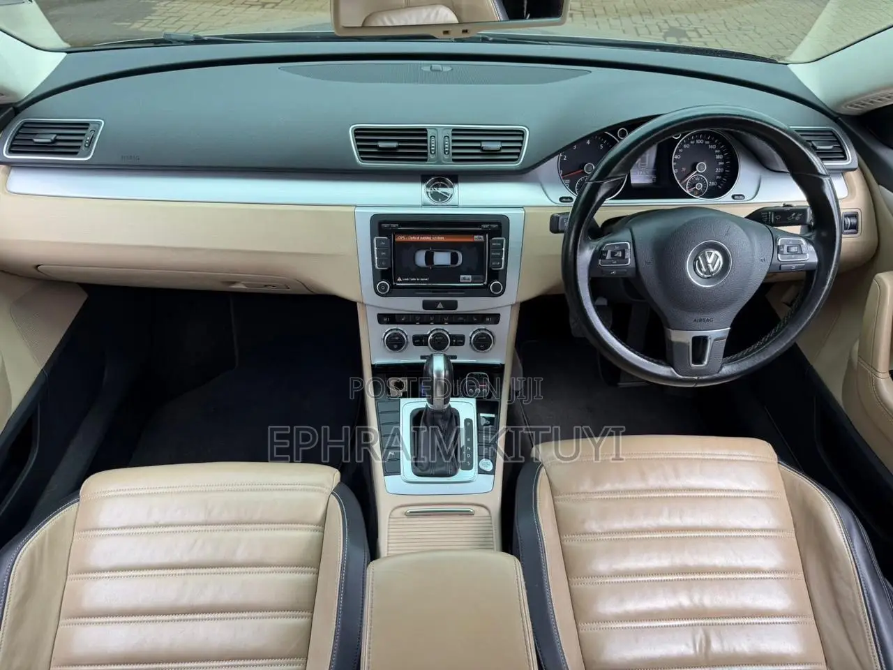 Volkswagen Passat 2014 Silver