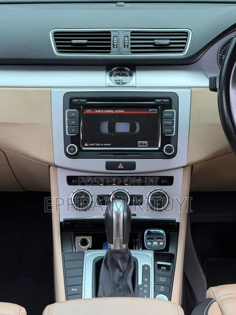 Volkswagen Passat 2014 Silver